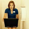 Телекамера шпионила за служащими в туалете офиса