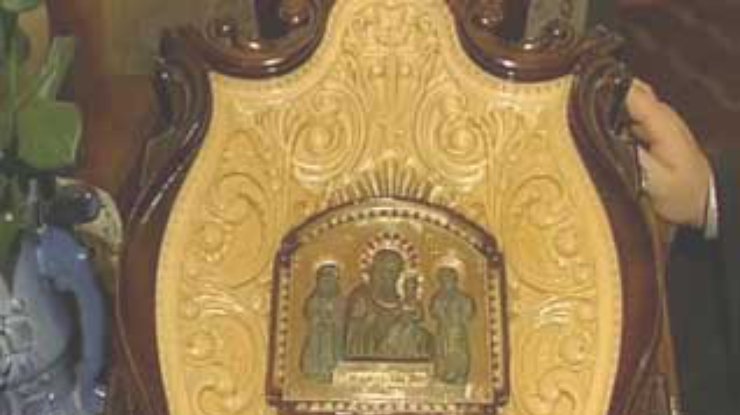 Смоленская икона Богородицы находится во Введенском монастыре Киева