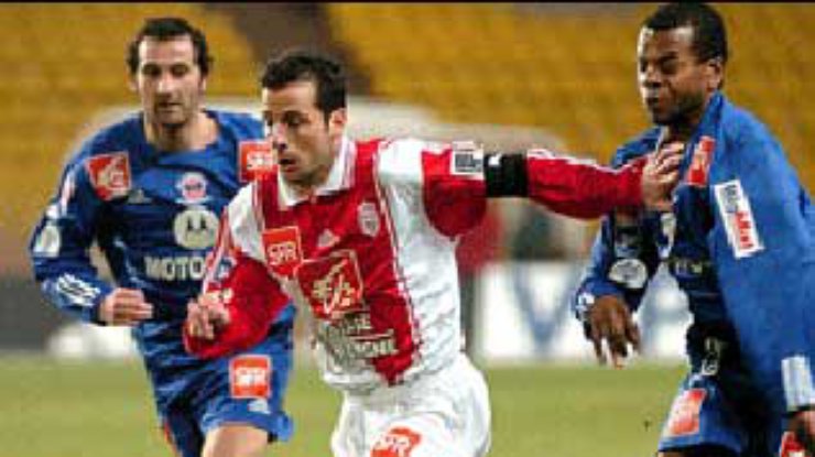 Игрок, принадлежащий "Монако", выбил монегасков из Кубка Франции