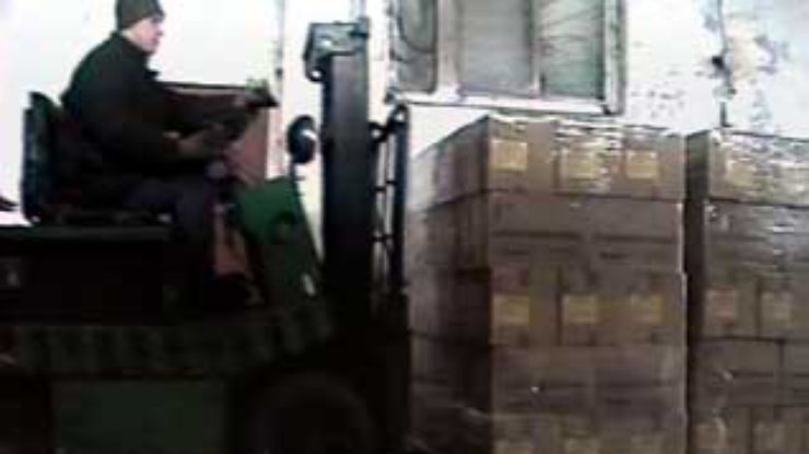 В Днепропетровске сотрудники СБУ изъяли 20 тонн контрабандной черной икры