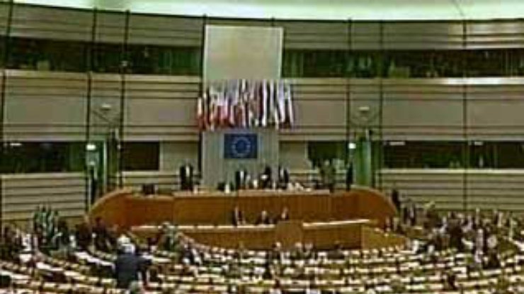 Євродепутати приїздять на засідання лише за комісійними?