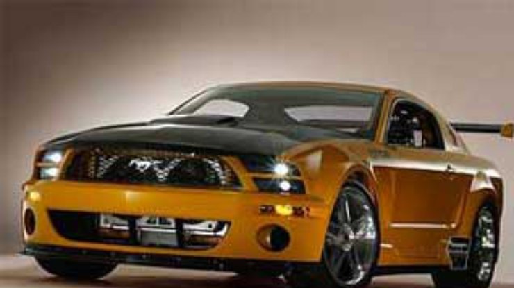 Нью-Йорк: Ford Mustang GT-R