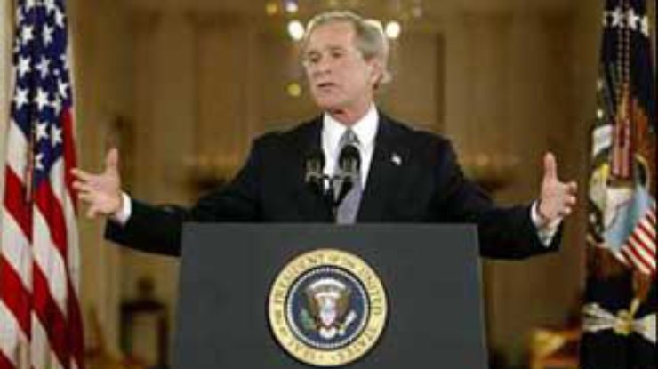 Джордж Буш показал в налоговой декларации доход в 727 тысяч долларов