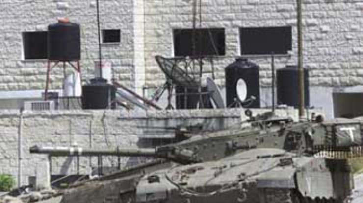 Шестеро израильских солдат и четыре палестинца погибли во время боев в городе Газа