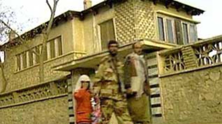 Два художника предлагают виртуальную прогулку по дому Усамы бен Ладена