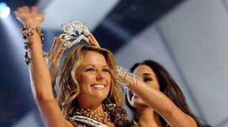 Титул "Мисс Вселенная-2004" завоевала австралийка Дженифер Хоукинс