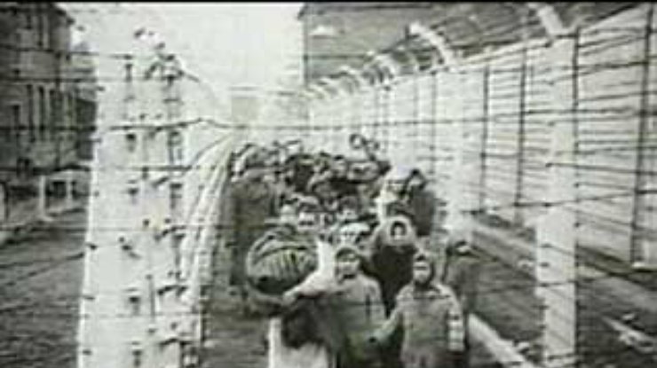 Память об Освенциме уходит в небытие