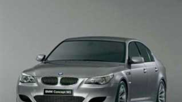 BMW M5: мощный боец из Мюнхена