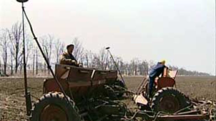 Кучма ветировал продление запрета на торговлю землей до 2007