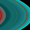 "Кассини" прислал отличные фото Сатурна