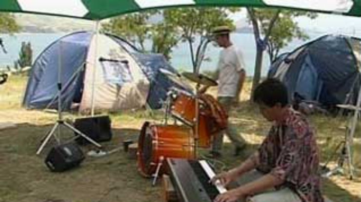 В Крыму завершился фестиваль "Джаз Коктебель - 2004"