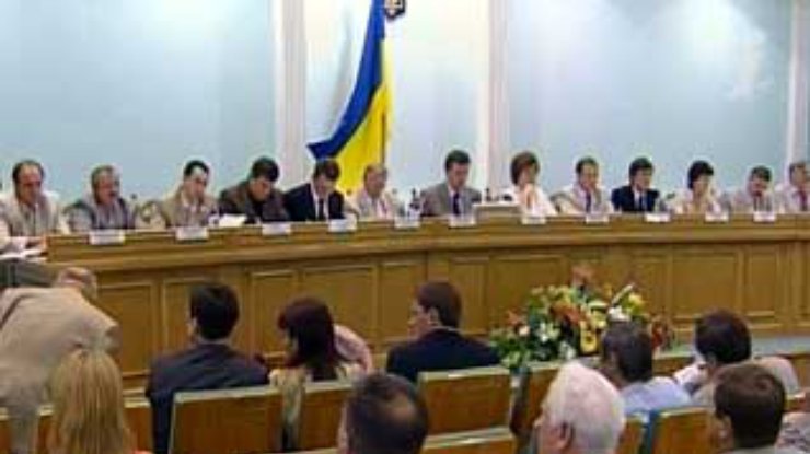 Агитация одного кандидата в президенты Украины обходится госбюджету в 412 тысяч гривен