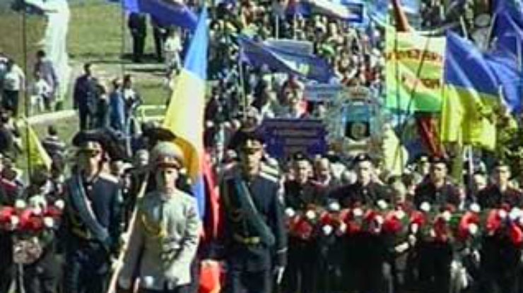 В Донбассе отмечают 61-ю годовщину освобождения от нацистов