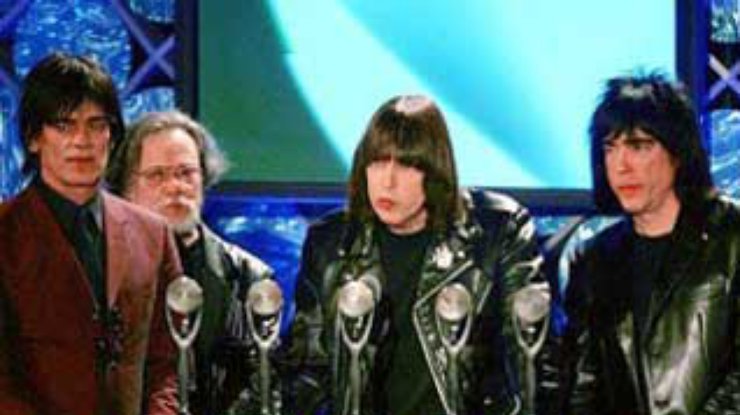 Проклятие Ramones: от рака умер третий участник легендарной группы