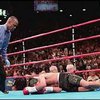 Бернард Хопкинс стал абсолютным чемпионом мира в среднем весе, победив Оскара Де Ла Хойю