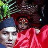 Живая богиня показала себя непальцам
