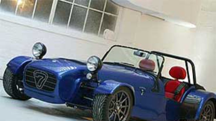 Caterham представил две новые версии модели Seven