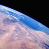 Земля действительно закручивает пространство вокруг себя