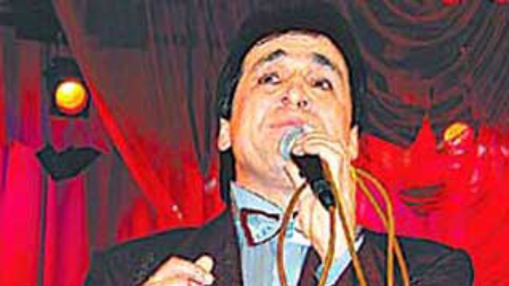 В Башкирии известный певец повесился на рояле