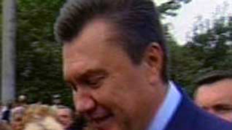 Янукович обжаловал в ЦИК результаты голосования 26 декабря во всех 225 округах
