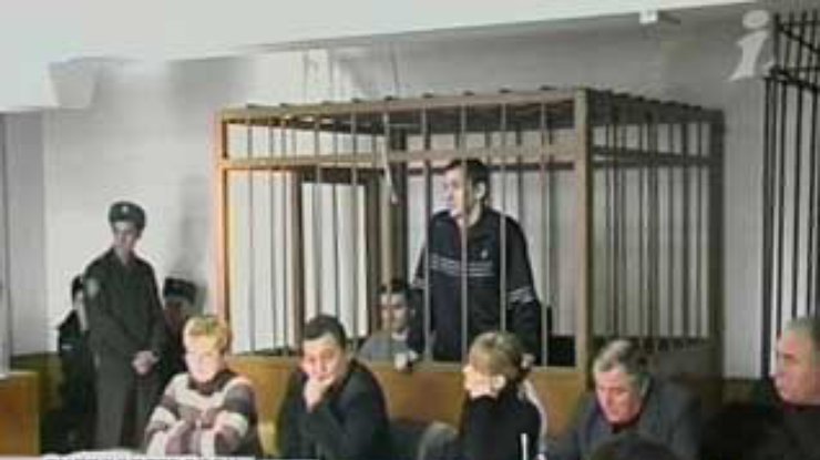 Днепропетровский облсуд приговорил к пожизненному заключению троих руководителей банды киллеров