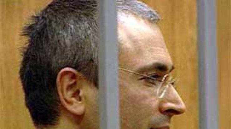 Ходорковский уступил контроль над ЮКОСом Невзлину