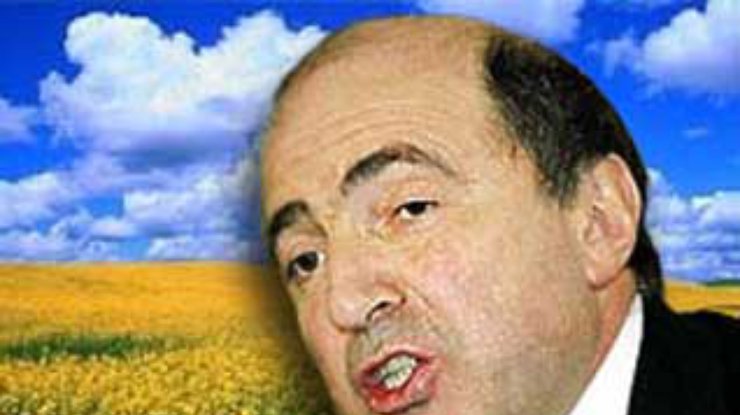 Березовский переезжает в Украину