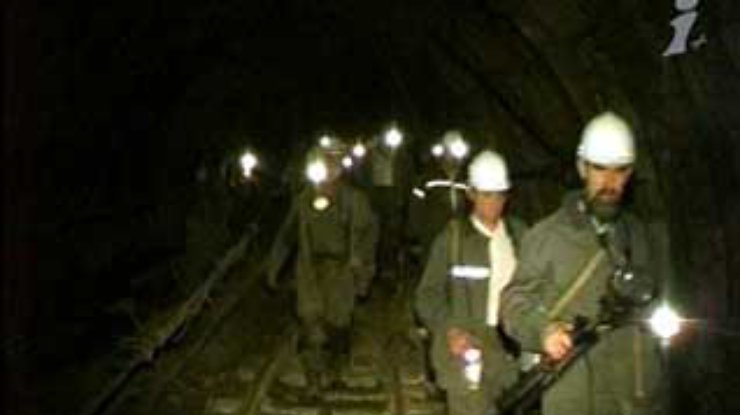 Профсоюз требует обеспечить выплату зарплат шахтерам и реформировать угольную отрасль