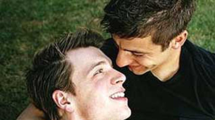Гомосексуализм "записан" в неполовых хромосомах