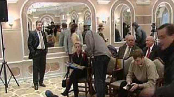 Кушнарев ведет переговоры о создании коалиции на выборах 2006 года в ВР