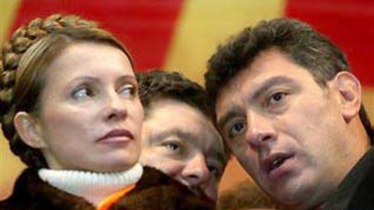 Немцов: " Раньше все смотрели на Москву, а теперь - на Киев. Жизнь меняется"