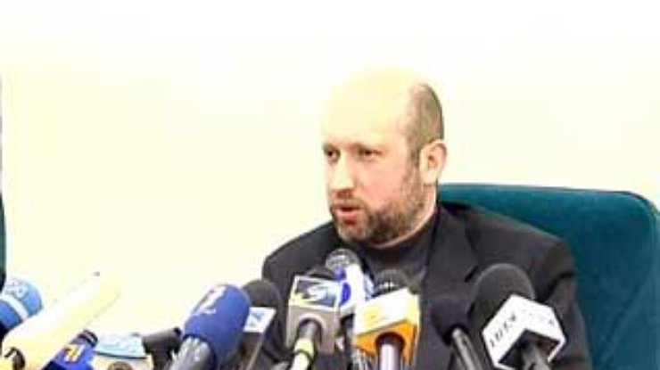 Турчинов поделился с журналистами первыми результатами работы на посту главы СБУ