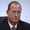 За экс-главой МВД Украины Кравченко установлена слежка и он не может покинуть Украину
