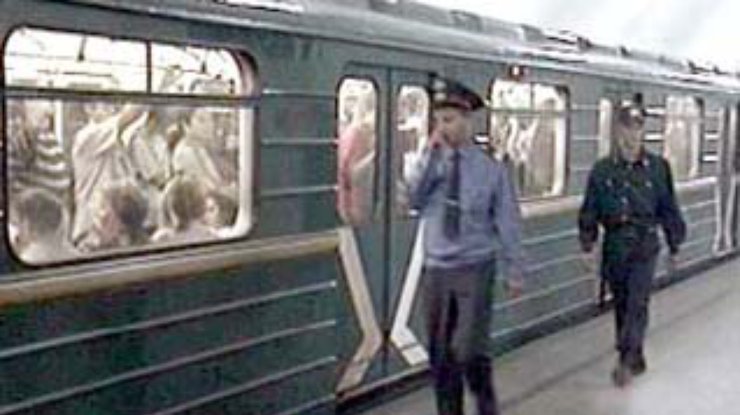 Московский метрополитен отправит милиционеров "за стекло"