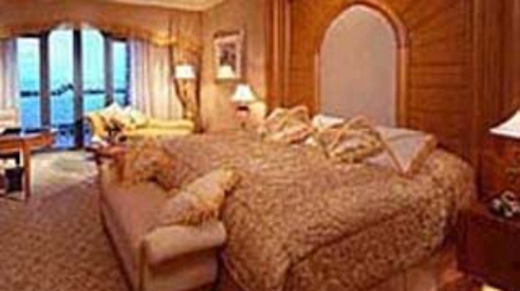 В ОАЭ открылся самый дорогой в мире отель