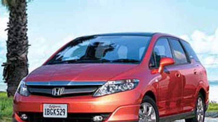 Honda анонсировала компактвэн для японского рынка