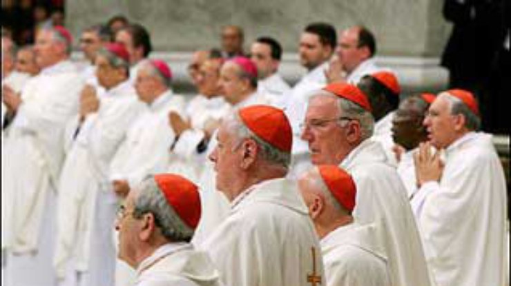 Кардиналы дали обет молчания до избрания нового понтифика