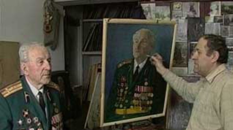 Житомирский художник написал к юбилею Победы портреты 60 земляков-ветеранов