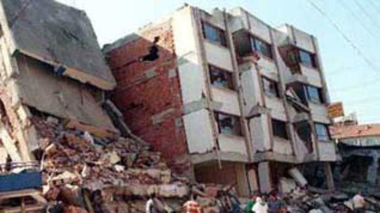 В результате землетрясения в Турции пострадали 37 человек
