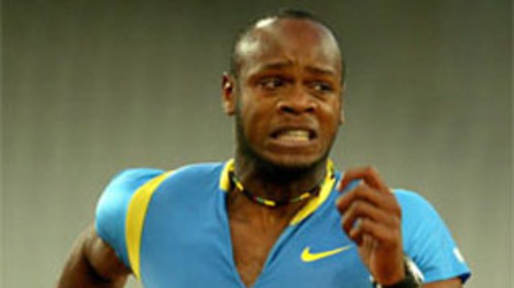 Ямаец Пауэлл обновил мировой рекорд в беге на 100 метров