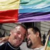 Испания легализовала однополые браки