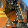 В индонезийской столице Джакарте столкнулись два поезда