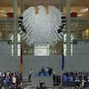 Бундестаг Германии выразил Шредеру недоверие