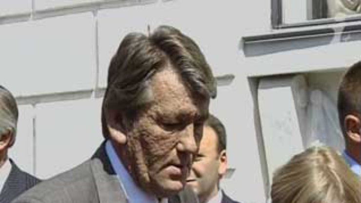 Ющенко побывал на Алчевском металлургическом комбинате