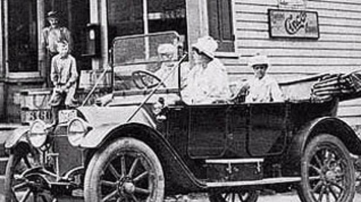 106 лет назад автомобиль первый раз убил человека