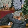 Виктор Янукович оказал Виктору Ющенко вражескую услугу