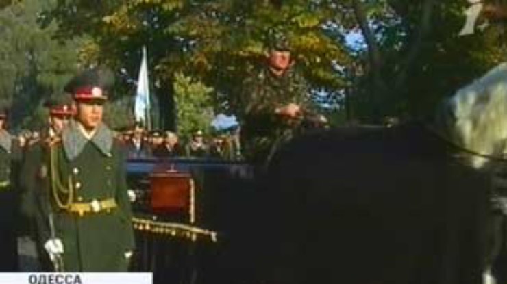 В Одессе состоялась церемония перезахоронения останков князя Михаила Воронцова и его супруги Елизаветы