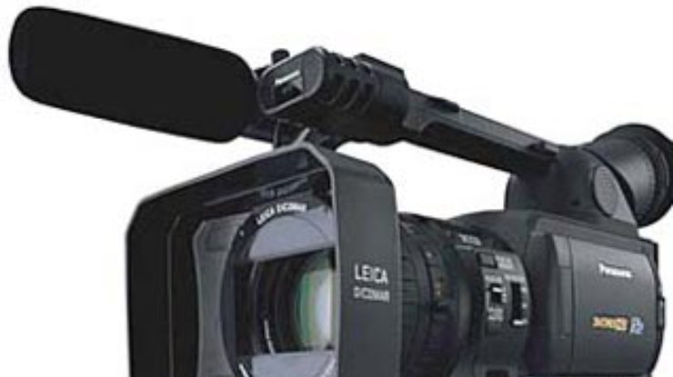 Выпущена видеокамера для съёмки HD-Video на флэш-накопителях