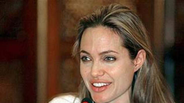 Анджелина Джоли и Брэд Питт ждут ребенка