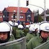 Немецким полицейским велели привести себя в порядок